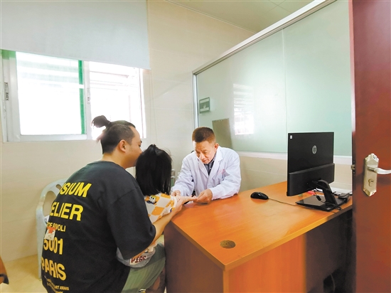 儿童出现皮肤问题要及时就诊。 儿童出现皮肤问题要及时就诊。