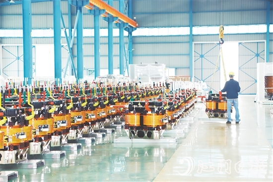 海鸿电气在创新上不间断地投入与努力，使其能够在变压器领域持续领跑，成为业界公认的“冠军”企业。