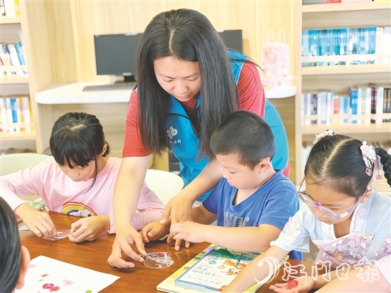 水口镇新时代文明实践所举办“翻开一本书,打开一个世界”主题阅读活动。 水口镇新时代文明实践所举办“翻开一本书,打开一个世界”主题阅读活动。