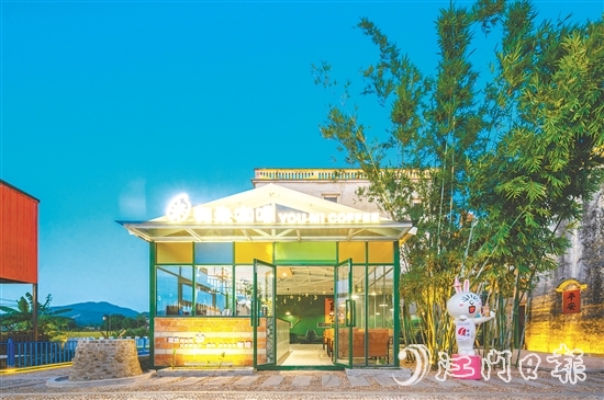 凤仪里碉楼旅游区引入“网红”咖啡馆等业态。