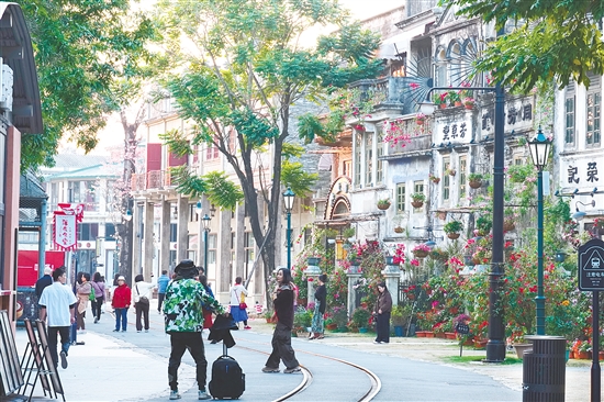 赤坎华侨古镇建筑独特,成为影视剧的取景地。 赤坎华侨古镇建筑独特,成为影视剧的取景地。