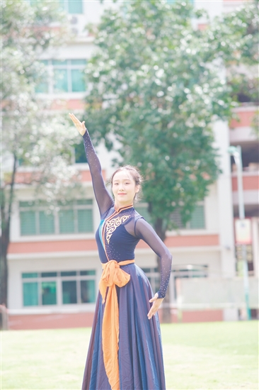 卢颖芝减重前后对比。 卢颖芝减重前后对比。