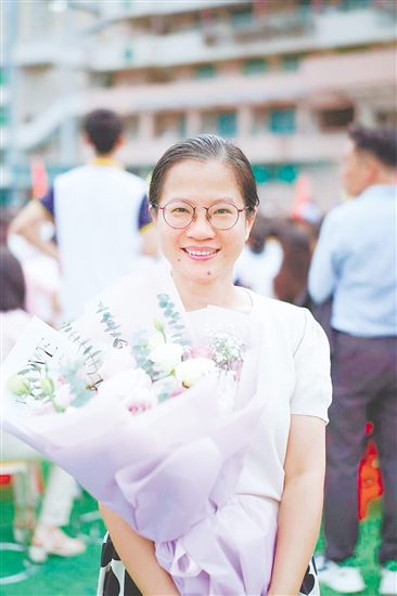 班主任及英语教师 班主任及英语教师