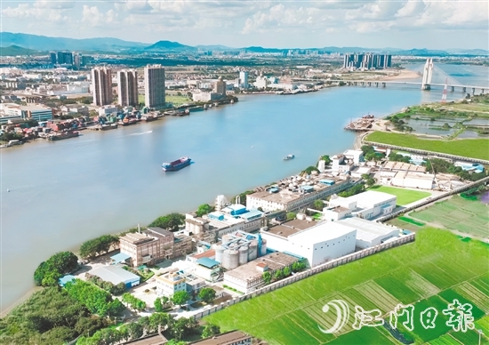 罗赛洛(广东)明胶有限公司,是一家集科研、生产、贸易为一体的明胶生产企业,拥有全套明胶生产线,产品畅销国内外。 罗赛洛(广东)明胶有限公司,是一家集科研、生产、贸易为一体的明胶生产企业,拥有全套明胶生产线,产品畅销国内外。