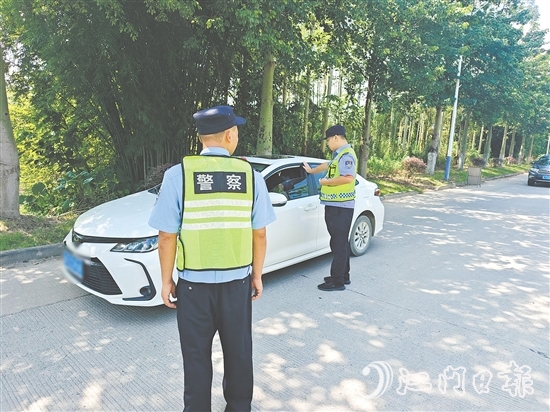 恩平公安保持对各类交通违法行为的高压态势。