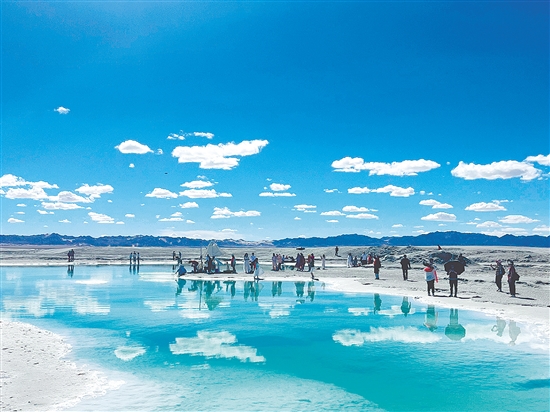 “甘青游”所到的景点景色优美。 “甘青游”所到的景点景色优美。