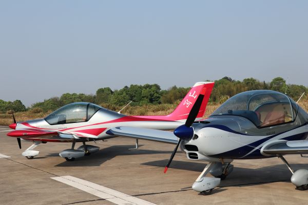 坚持自主创新牢握核心技术山河为中国民族航空品牌的崛起谱写新篇章