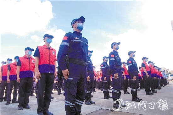 5月28日，新会公安分局“新会义警”队伍成立仪式举行，标志着“新会义警”制度在全区推广。