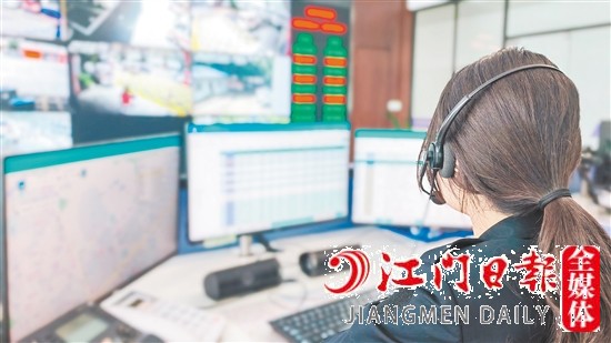 120当班调度员谢舒华。