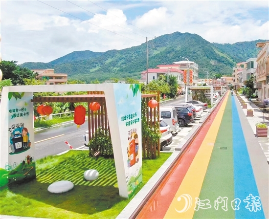 深受村民认可的“彩虹道”，是上巷村环境建设成效的一个缩影。