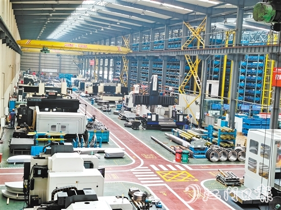 新会区政协调研组到江苏省先进企业调研制造业数字化转型。