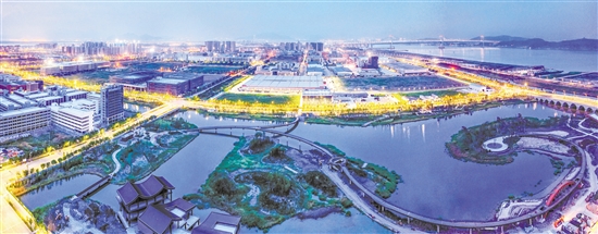 目前，温州海洋经济发展示范区交通、科创、产业、城建全方位发展，实现自身能级和核心竞争力的显著提升，各项先行示范走在温州市乃至浙江省前列。