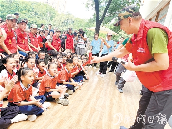 在“传承红色基因