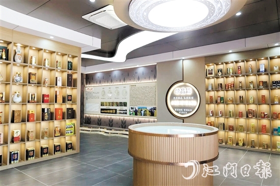 五星村客家黄酒展览馆多维度展示客家黄酒文化。