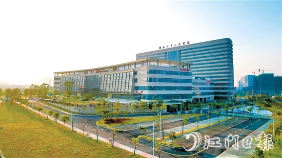 鹤山全力保障民生领域重点项目建设，图为鹤山市人民医院新院区。