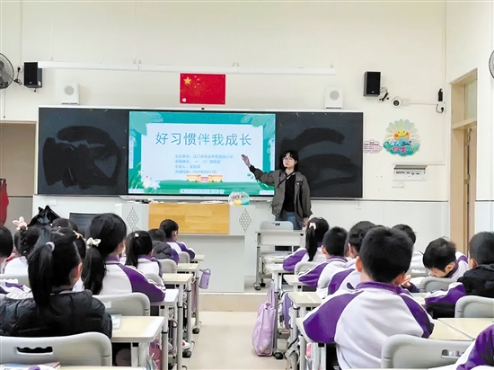 新会区各小学纷纷开展习惯养成主题学习活动。