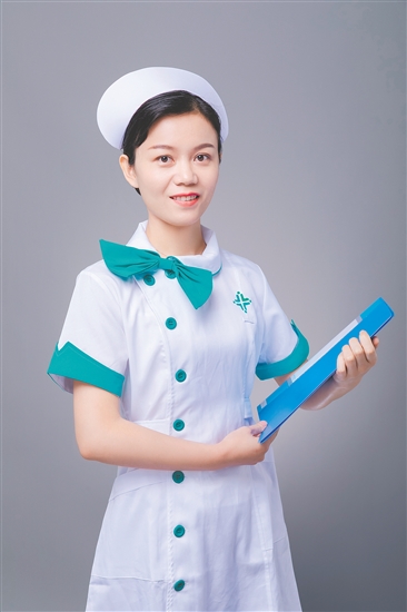 姓名：罗琳琳
