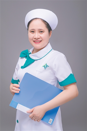 姓名：杨文芳