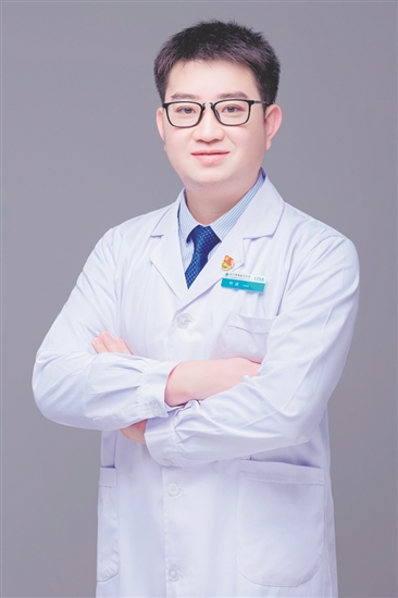 钟诚：