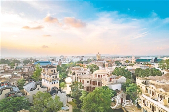 赤坎华侨古镇目前已成为热门的旅游打卡地。受访者供图