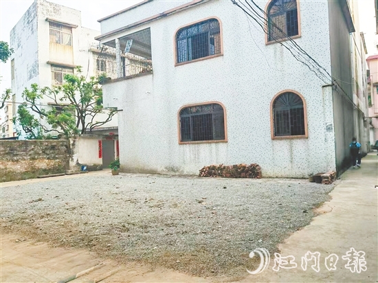 东甲村曾经脏乱差的卫生死角，如今变成了干净整洁的空间。