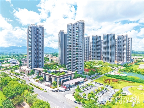 在西湖工业区“三旧”改造片区,一个现代化的高品质新居住示范区正在崛起。 在西湖工业区“三旧”改造片区,一个现代化的高品质新居住示范区正在崛起。