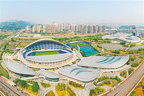 十五运会排球（女子20岁以下组）以及游泳（花样游泳）项目将在江门体育中心举行。郭永乐