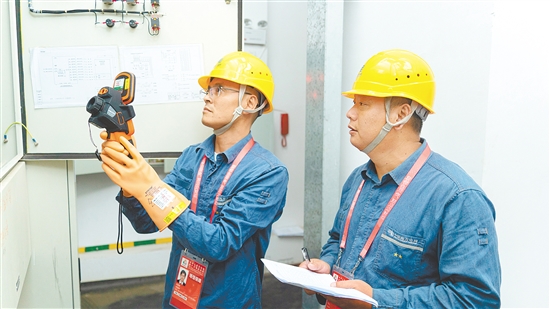 在科技的助力下，台山供电局圆满实现“零差错、零闪动”保电目标。