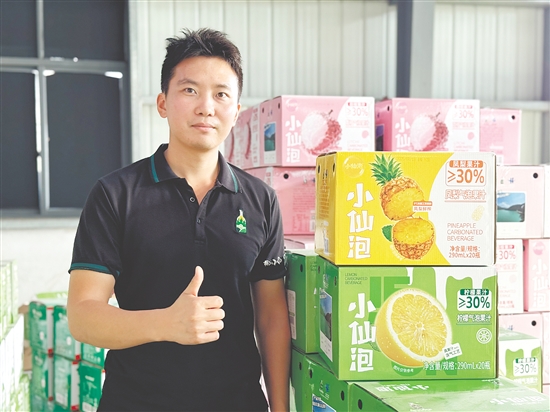 麦志鸿表示,企业产品的核心原料都来自台山本地。 麦志鸿表示,企业产品的核心原料都来自台山本地。