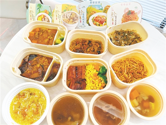 台山国资旗下“珍香”品牌推出方便米饭产品,与民企合作攻克关键技术难题。 台山国资旗下“珍香”品牌推出方便米饭产品,与民企合作攻克关键技术难题。