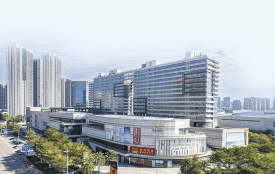 9月26日，滨江·侨都汇正式开业，标志着滨江新区商业配套进一步完善，城市功能持续提升。