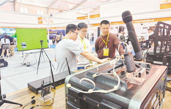 恩平演艺装备产业已转型升级为涵盖演艺设备全链条的现代化产业集群。