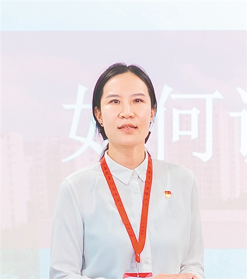 张一知（女），江门市博物馆副馆长，中共党员。她主持的《根在侨乡——江门华侨华人历史展》获得“全国十大精品展览”优胜奖，研学路线《解码文化遗产·走进考古的世界》获评全国文化遗产研学优秀路线。