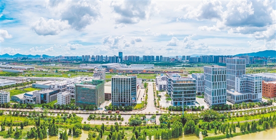 新会区形成“快动工、快建设、快投产”闭环机制,让产业动能迅速释放。 新会区形成“快动工、快建设、快投产”闭环机制,让产业动能迅速释放。