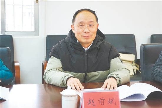 市统计局二级调研员赵前斌