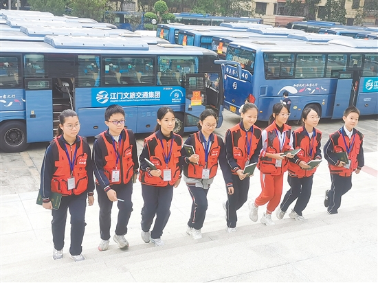 两会，我们来啦！