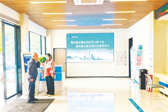 鹤山加大宣传，全方位营造“即接即办”改革氛围。