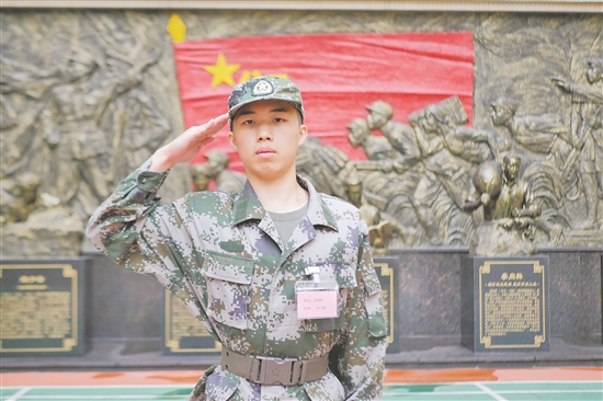 江海区应征青年黄枫焕