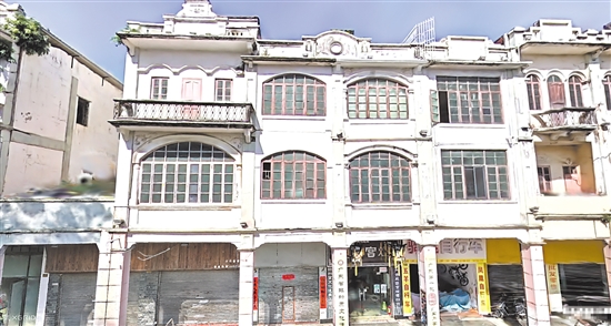 我市对典型沿街骑楼建筑进行全属性高精度数据采集。图为三维实景。