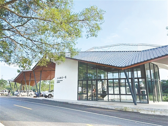 共和镇平汉村建立“三瓜两豆一葛”交易中心。 共和镇平汉村建立“三瓜两豆一葛”交易中心。