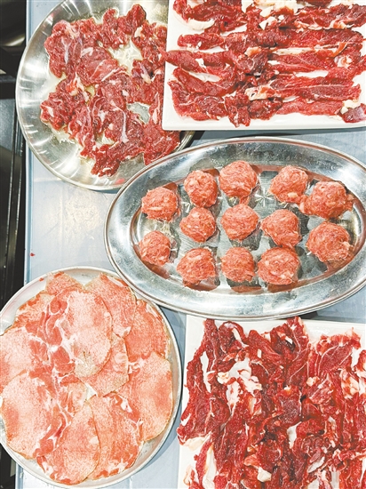 五洞牛肉新鲜现切。