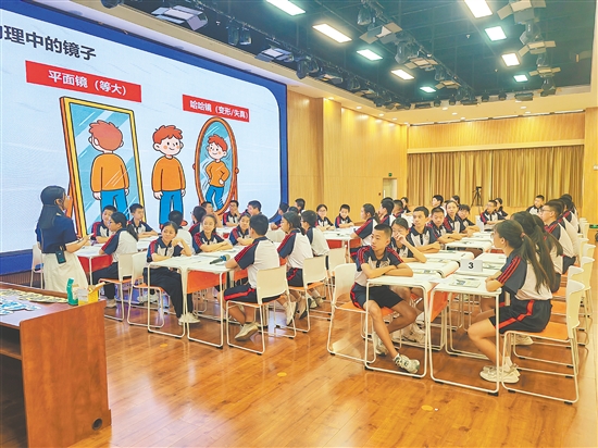 新会区中小学心理健康教育骨干教师线下督导活动现场。