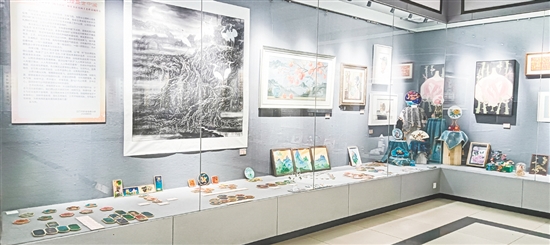 展览集中展出300多件优秀作品。