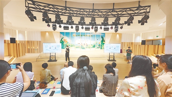 活动通过政协委员读书分享、心理咨询案例剖析、现场互动交流等形式，为家校社协同护航青少年健康成长汇智聚力。